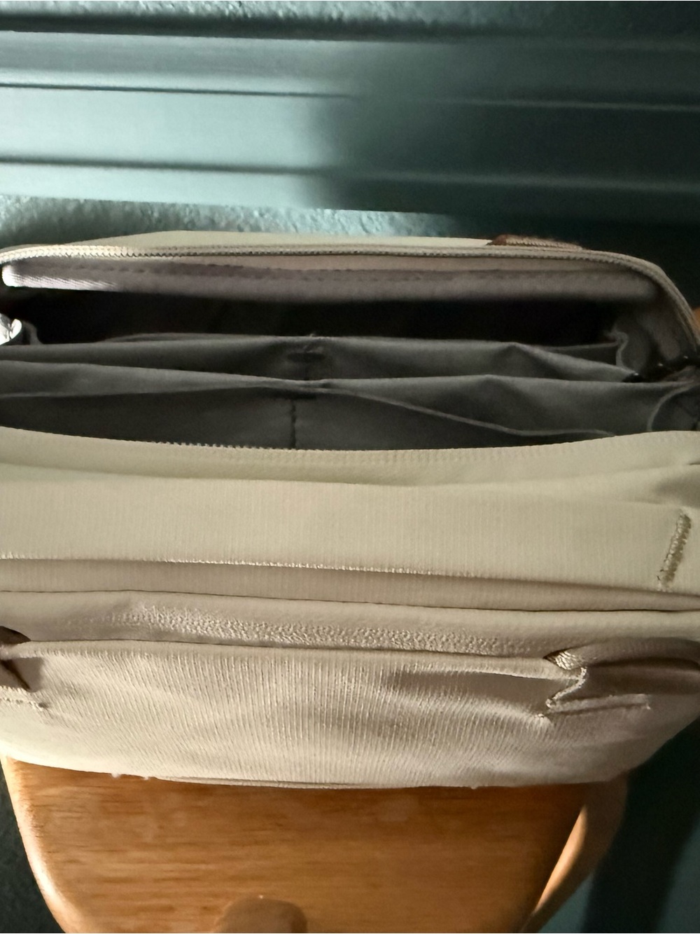 Peak Design Tech Pouch (bone) - Picture 3 of 4